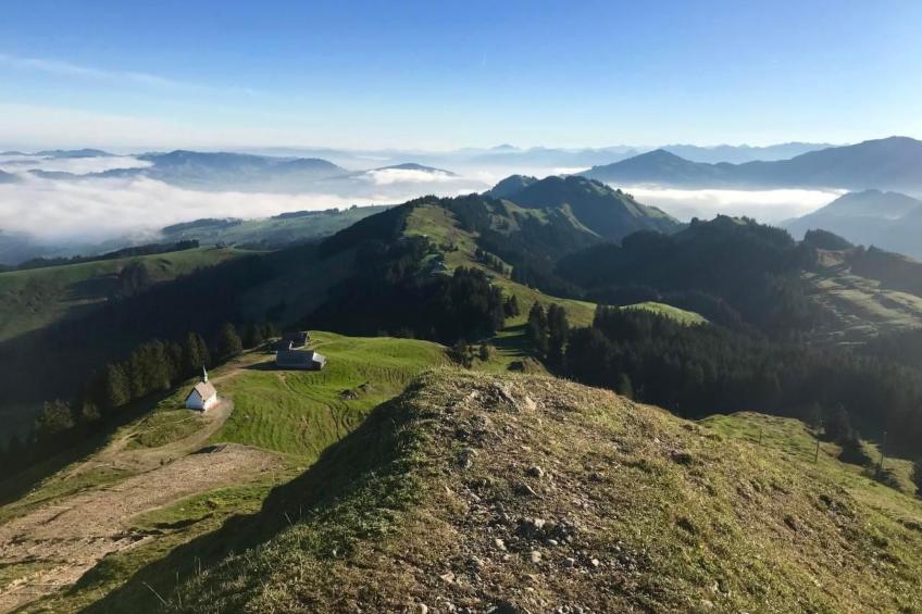 im Dorf Urnäsch - foto 29