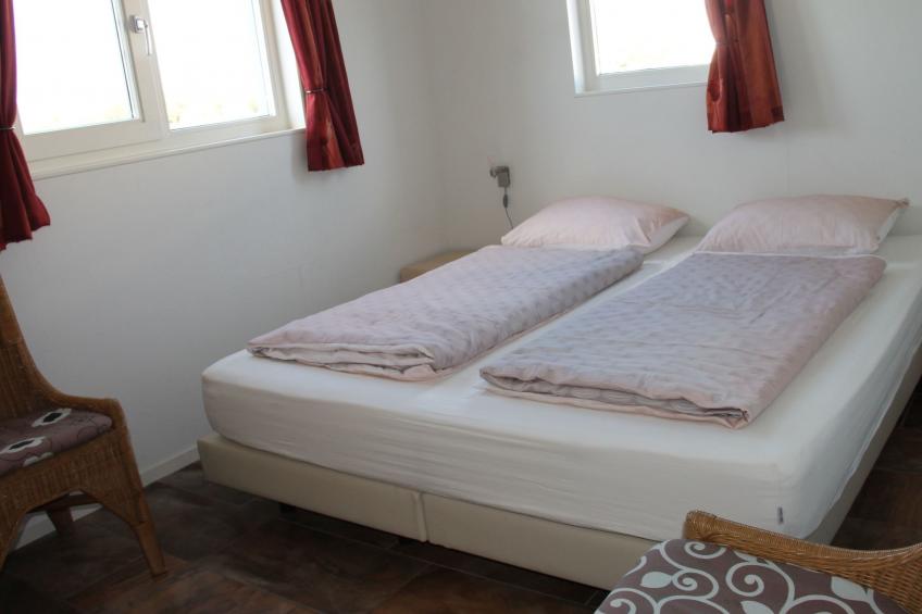 Boot "De Frijheit" mit Blick auf das Wasser - foto 14