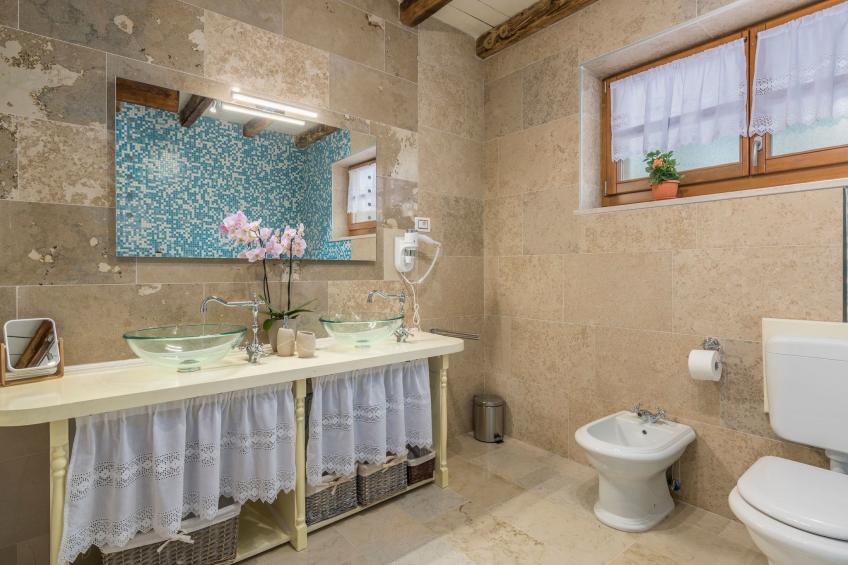 Vila Lipica - foto 31