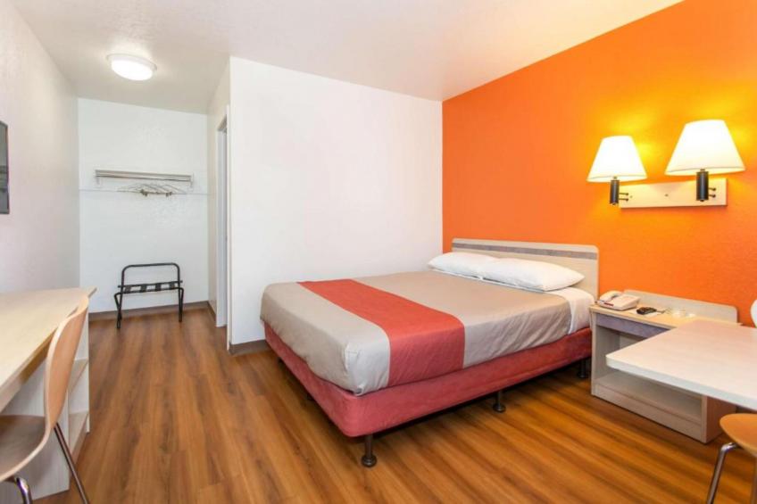 1 Queen Bed - foto 22