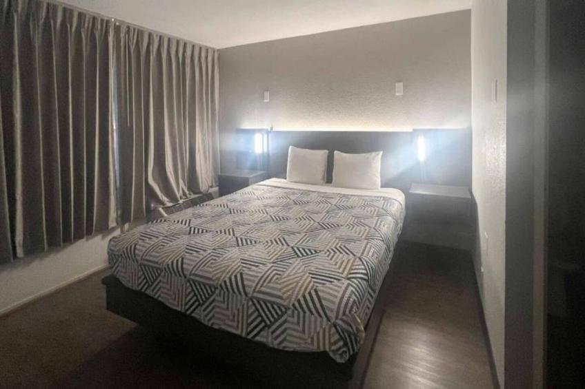 1 King Bed  Smoking - foto 8