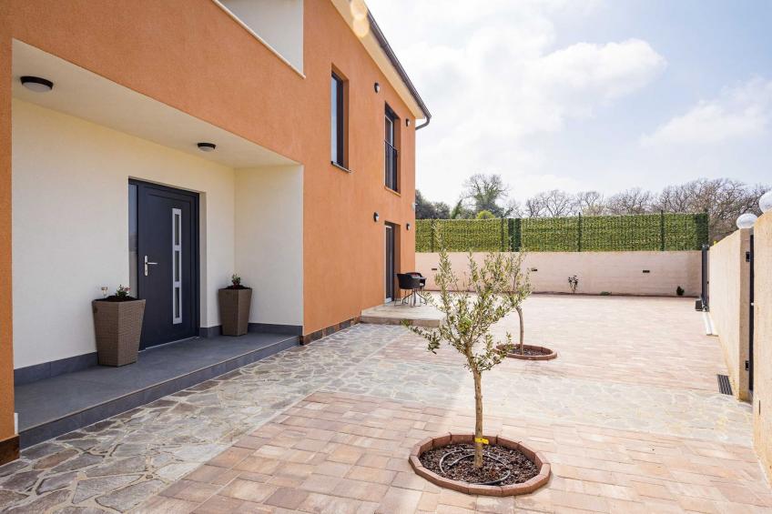 Villa Nur Amela with Pool, Jacuzzi, Darts - foto 46