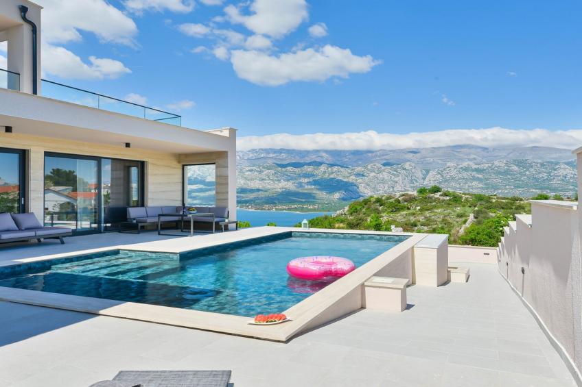 Villa Zariva with pool and panoramic mountain and - foto 52