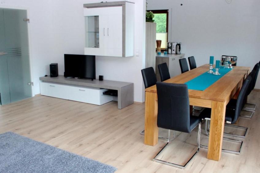 Nettes Ferienhaus in Hemfurth-Edersee mit Großer Terrasse - foto 4