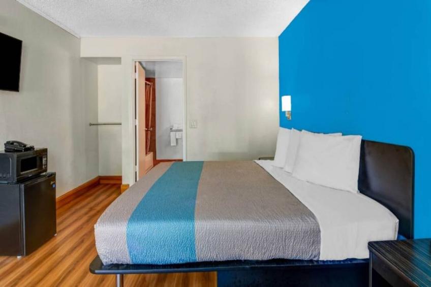 1 KING BED  NON-SMOKING - foto 10