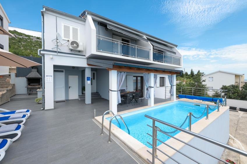 Apartment Masa