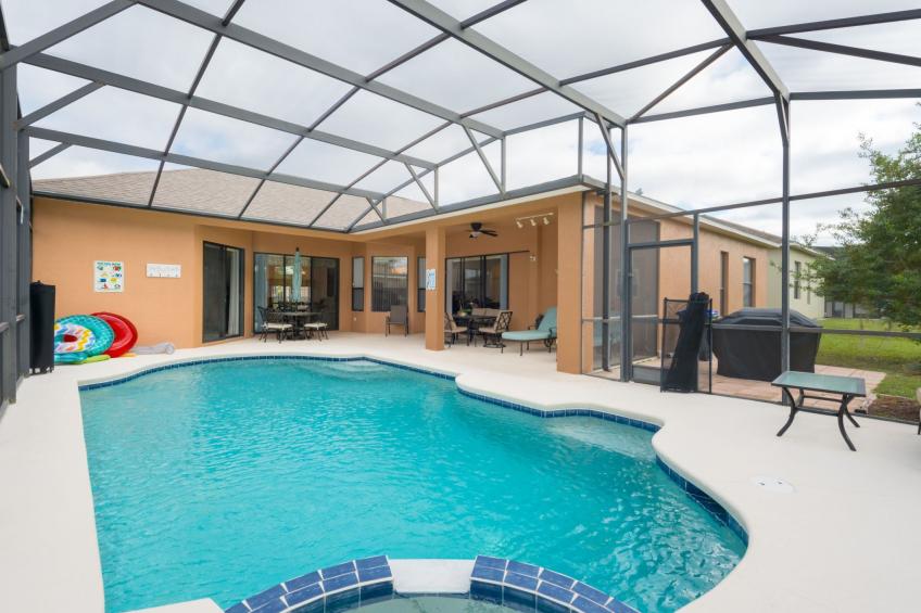 in Davenport mit großem Pool