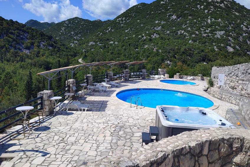 Rustical Resort Kokorići with Shared Outdoor Swimming Pool - One Bedroom Apartment with Terrace - foto 38