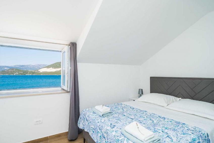 Beachfront Villa Olive Mill with pool - foto 29