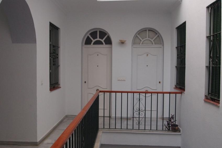 Touristische Wohnung "Apt. mit Balkonen". - foto 2