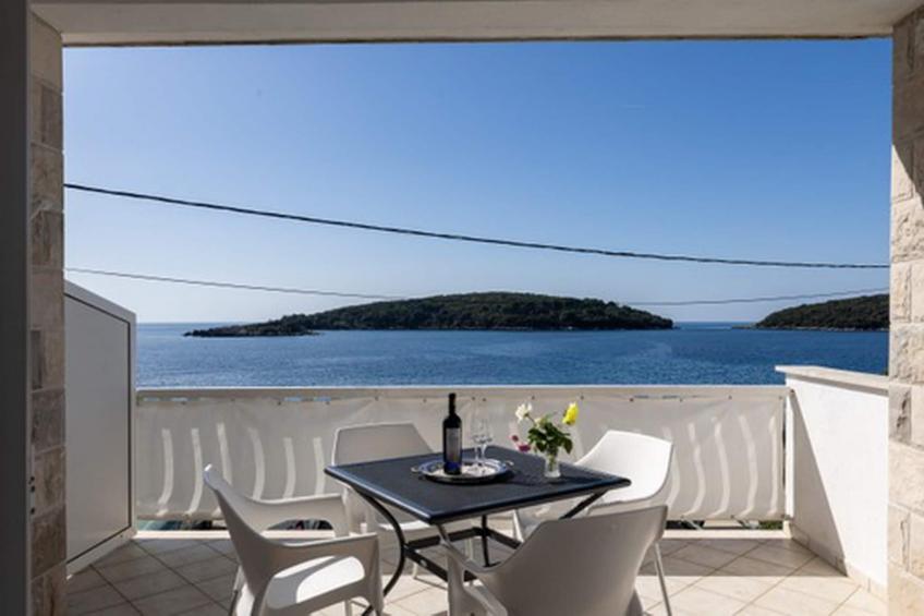 House Rašica - One Bedroom Apartment with Terrace and Sea view (1) - foto 20