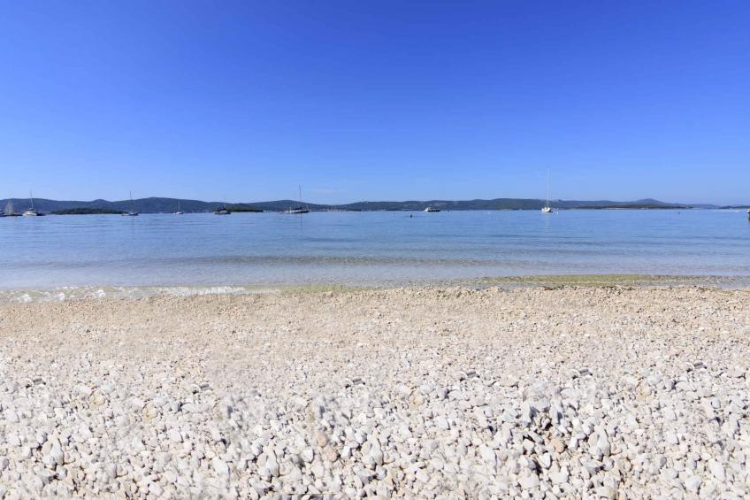 Ferienwohnung für Paare mit Terrasse und gemeinsamem Garten, nur wenige Schritte vom Strand entfernt - BF-8X78K - foto 27