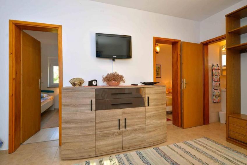 Apartment Pia - two bedroom apartment - foto 6
