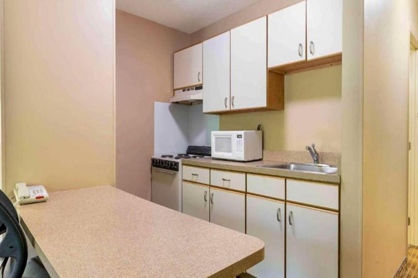 2 Queen Beds | Suite, Non-Smoking, Micfridge - foto 7