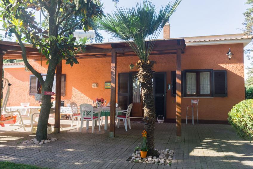 Oleandri Ferienhaus mit privatem Pool - foto 27