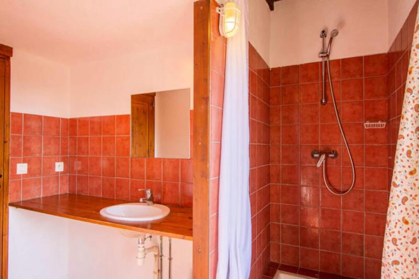 L'oubradou, Mas De Charme, Piscine Partagée En Provence, Nature Et Calme - foto 7