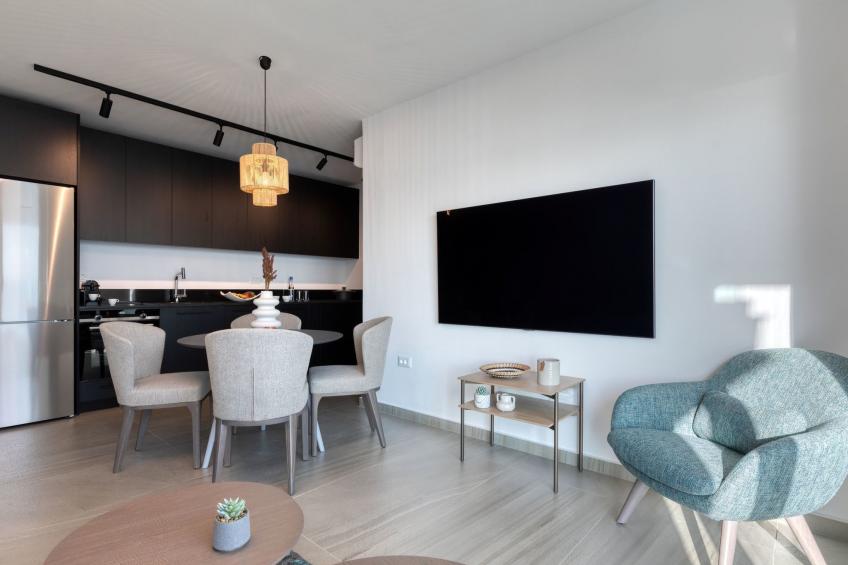 Luxuriöses Apartment mit zwei Schlafzimmern und Meerblick - foto 4