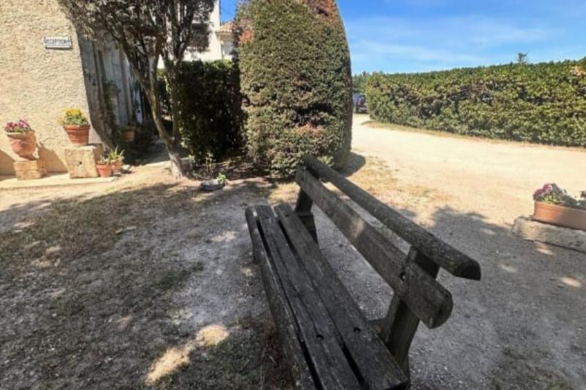 Résidence Gîte De La Cave - Charmant Gîte Provençal Avec Une Chambre - foto 36