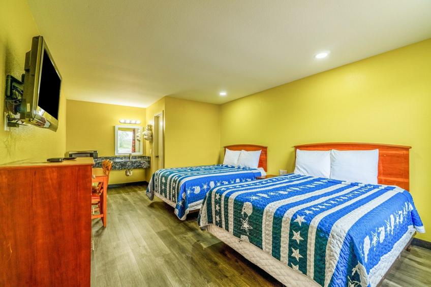 2 Queen Bed Smoking - foto 16