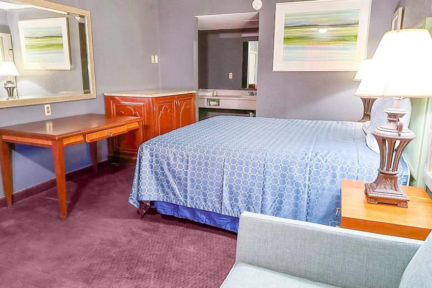 King Bed Non-Smoking - foto 16