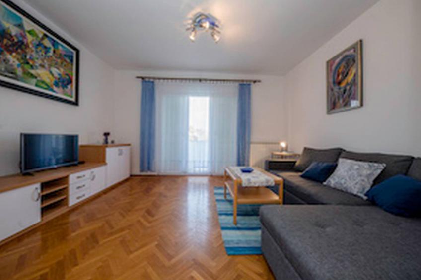 Apartments & Rooms Green Bay - Two Bedroom Apartment with Balcony and Sea View (APP 6) - foto 3