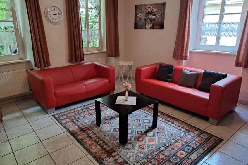 mit Garten und Parkplatz - foto 7