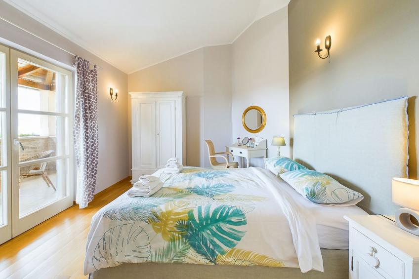 Luxuriöse Villa mit Schwimmbad und großem Garten - foto 26