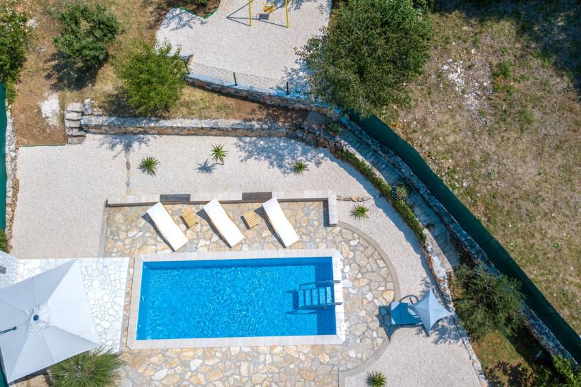 Gemütliche Villa Gabriel mit Schwimmbad - foto 2