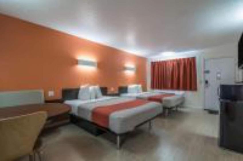 2 Queen Beds  Smoking - foto 19