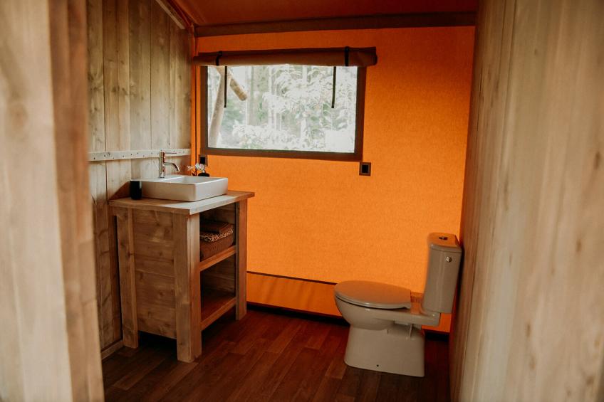 Safaritent met privé sanitair ~ met weids uitzicht - foto 16