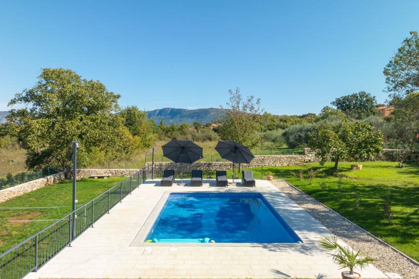 Villa "Francesca" mit Garten, Grill und Pool - foto 27