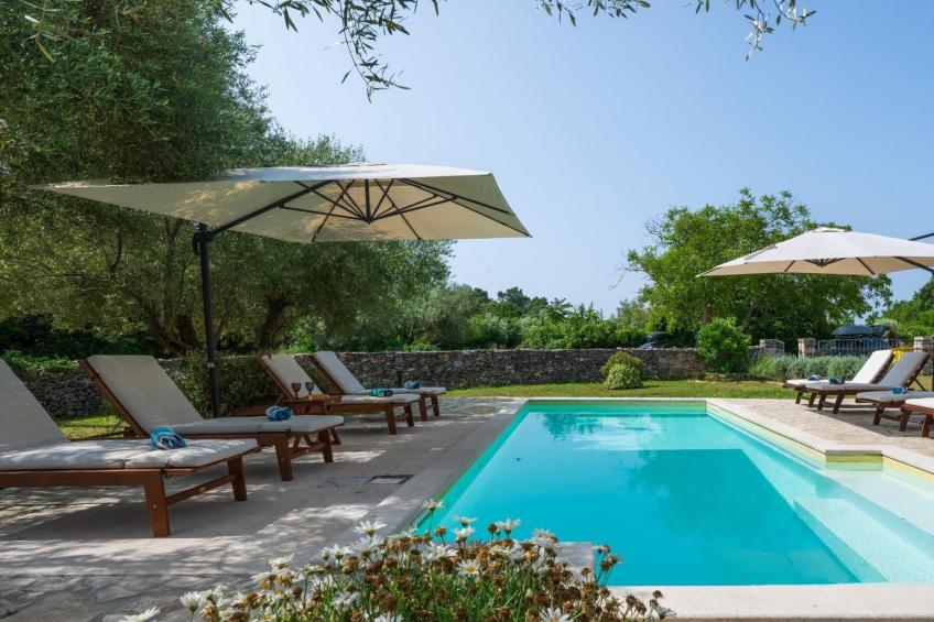 Villa mit privatem Pool und großem Garten - foto 45