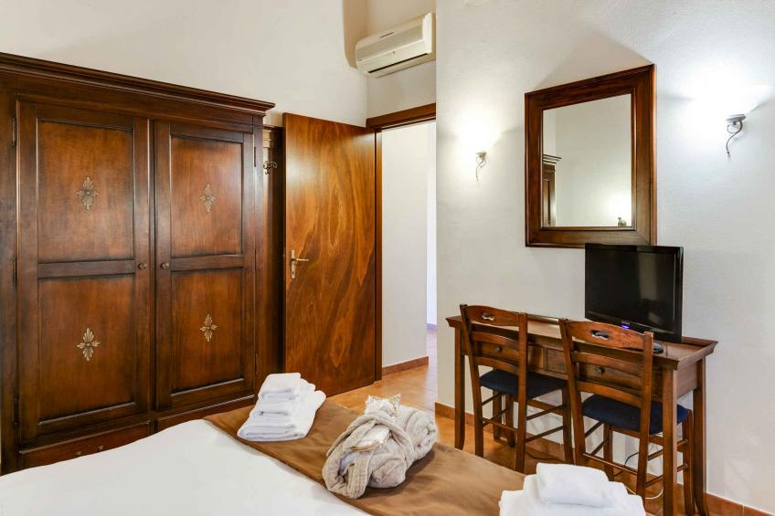 Vakantiewoning met zwembad en Wlan - VW-GBHJR - foto 42