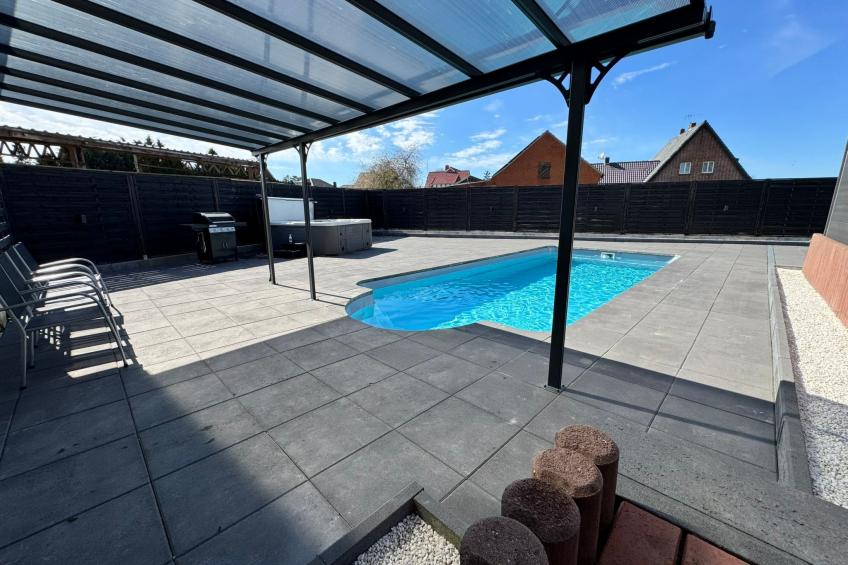 mit privat Hottub und Klima. - foto 34