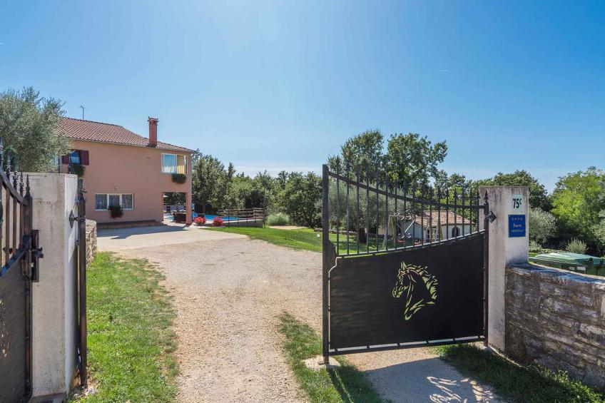 Appartement de vacances avec piscine privée - BF-ZFPTD - foto 10