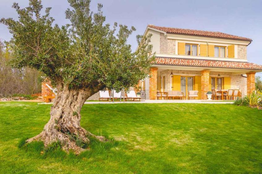 Villa with a rustic touch and pool on Krk - BF-P33R5 - foto 3