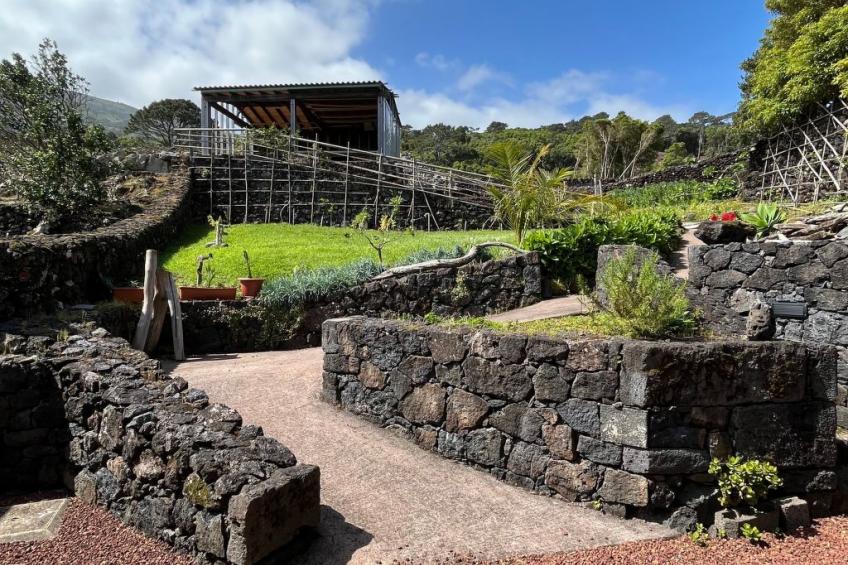 "Vinea Lava" mit Blick auf das Wasser - foto 91