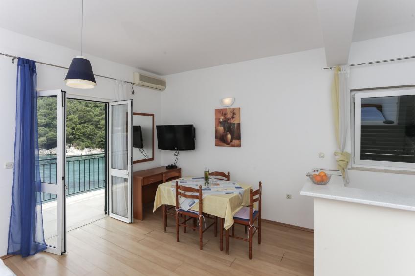 Apartments Posta - Studio with Balcony and Sea View - Apartman 2 - foto 2
