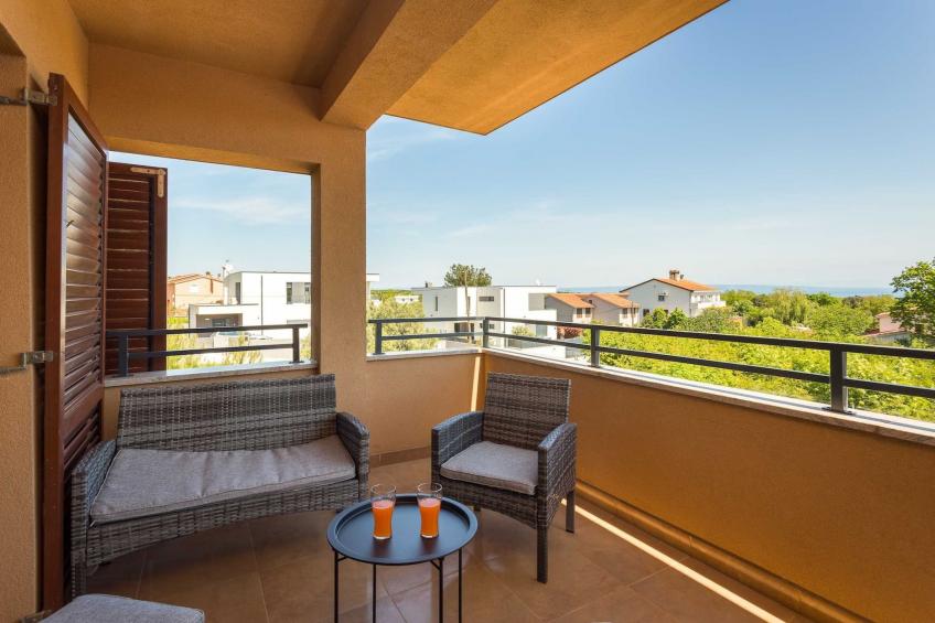 Cesare 3 - Modern Apartment with Shared Pool - foto 20