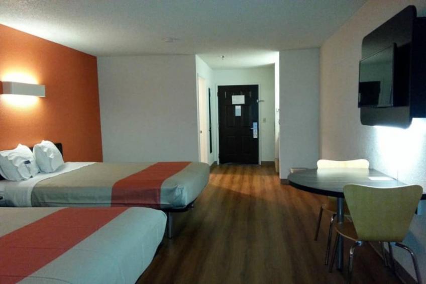 2 Queen Beds  Non-Smoking - foto 3