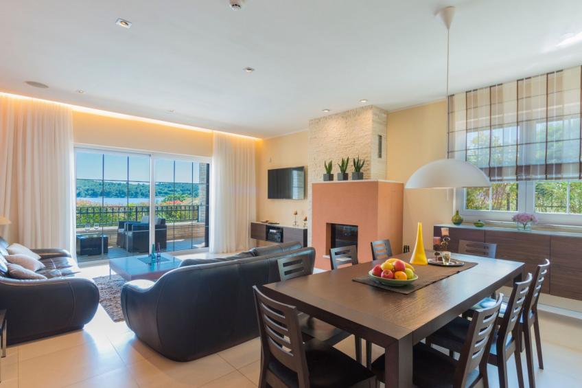 in Pomer mit privatem beheizten Pool und Meerblick - foto 28