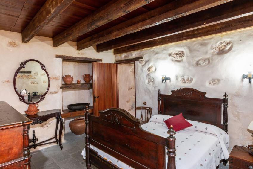 "Tamasite toto" mit Schwimmbad