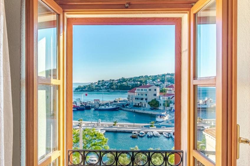 Ferienvilla "Laurus" mit Blick auf das Wasser - foto 7