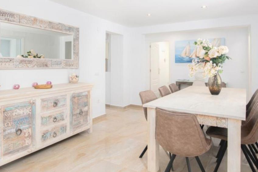 Villa George - foto 2