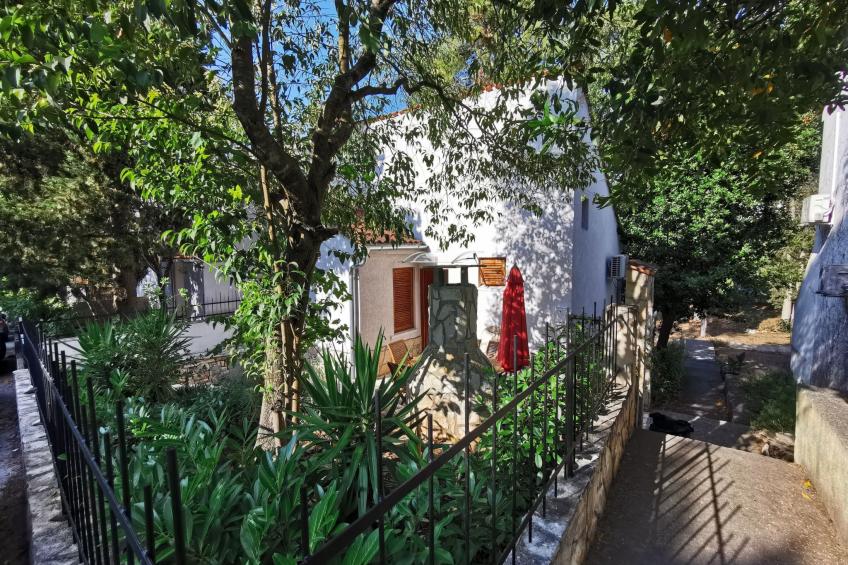 Apartment Bella mit Balkon und Terrasse in Necujam - foto 12