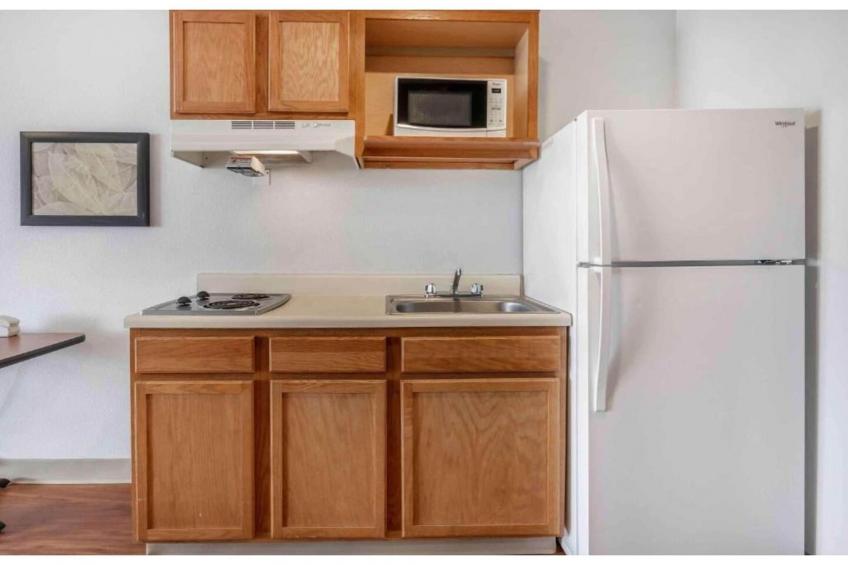 2 Full Beds | Non-Smoking, Kitchen - foto 11