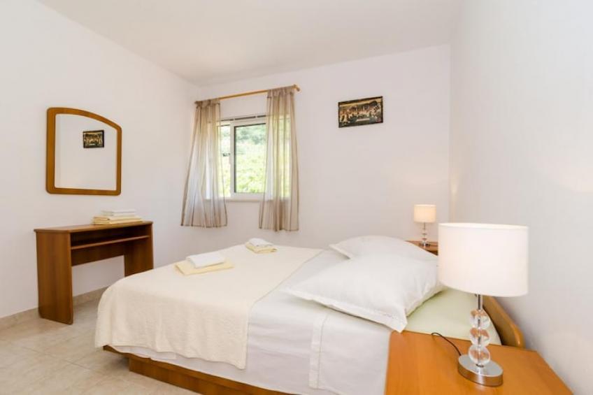 Apartments Villa Dingač-Borak - Comfort Two Bedroom Apartment with Balcony No.6 - foto 7