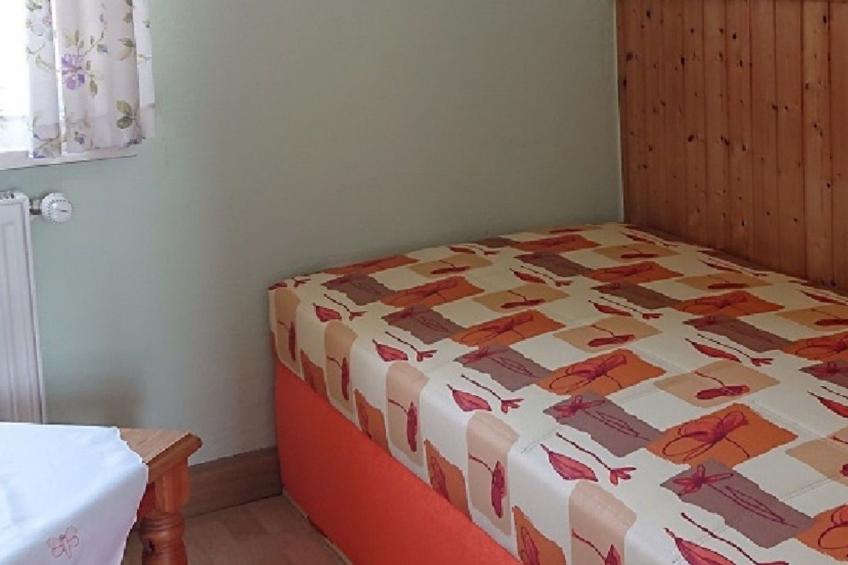 mit Garten, Weinlaube und Aussenpool - foto 8