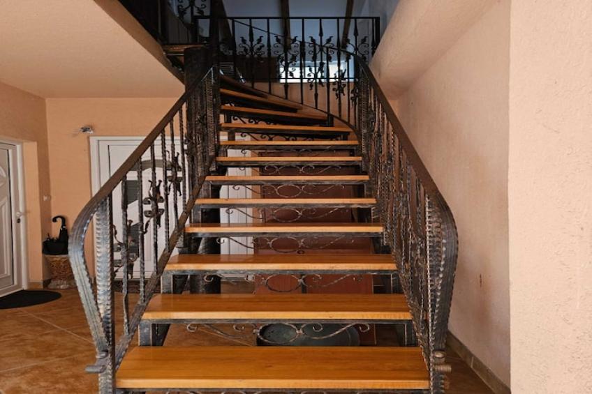 Chic & Sleek Apartments in Kotor - Deluxe Top Floor Apartment with Balcony and Sea View (6) - foto 4