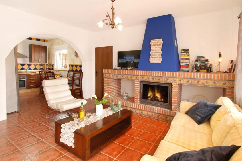 Ganzes Haus in Comares mit abschließbarem Parkplatz - foto 12